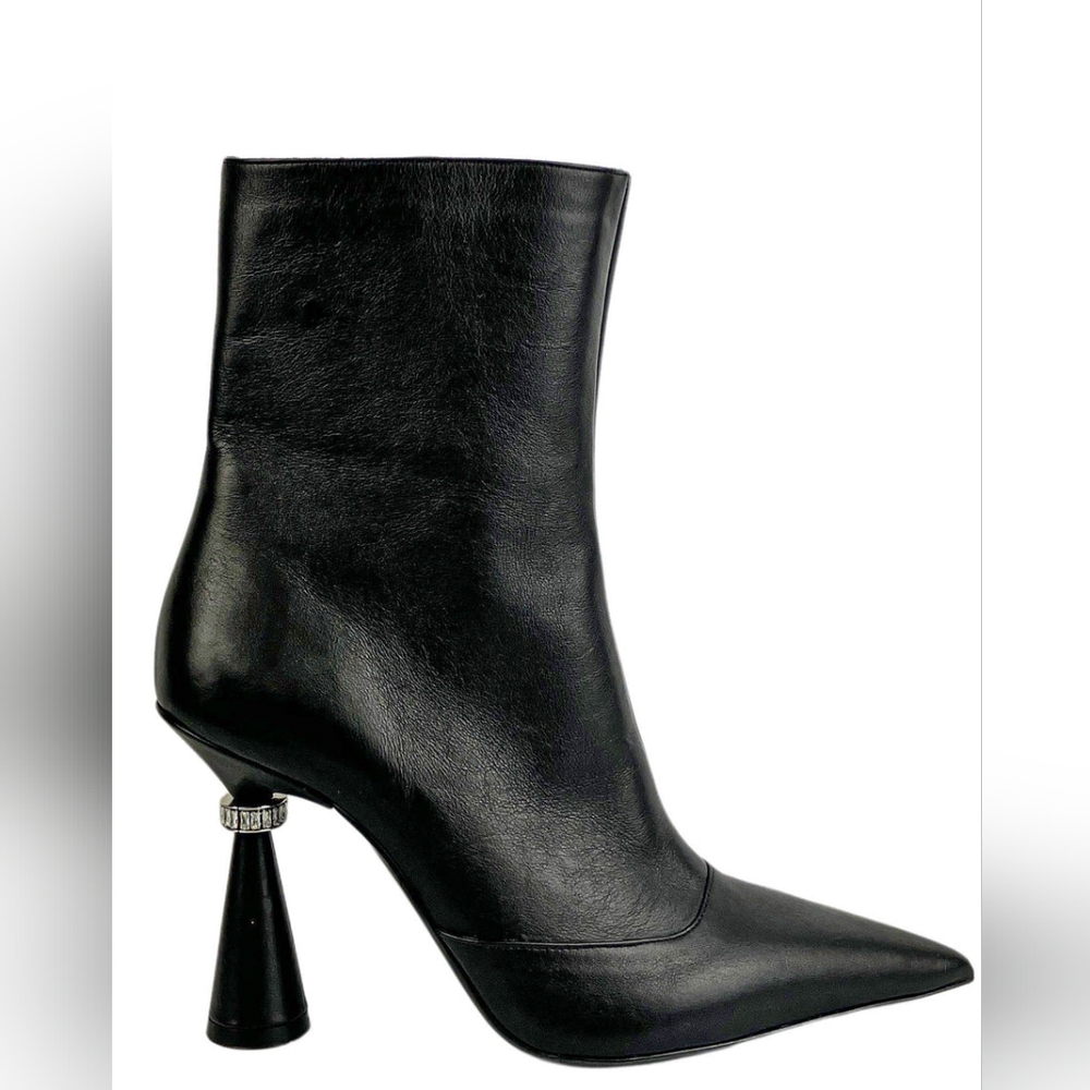 NIB $1395 D'Accori boots